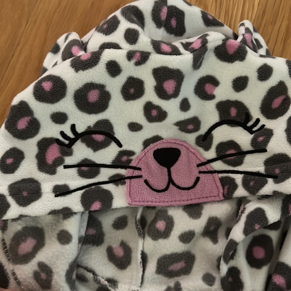 Carter’s 4 T girls sleeper (no feet, animal hat) - Picture 3 of 3